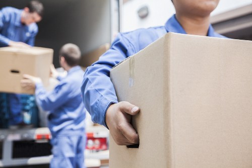Man and van service handling a home move in Sidcup