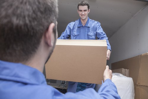 Moving truck service for homes and businesses in Sidcup